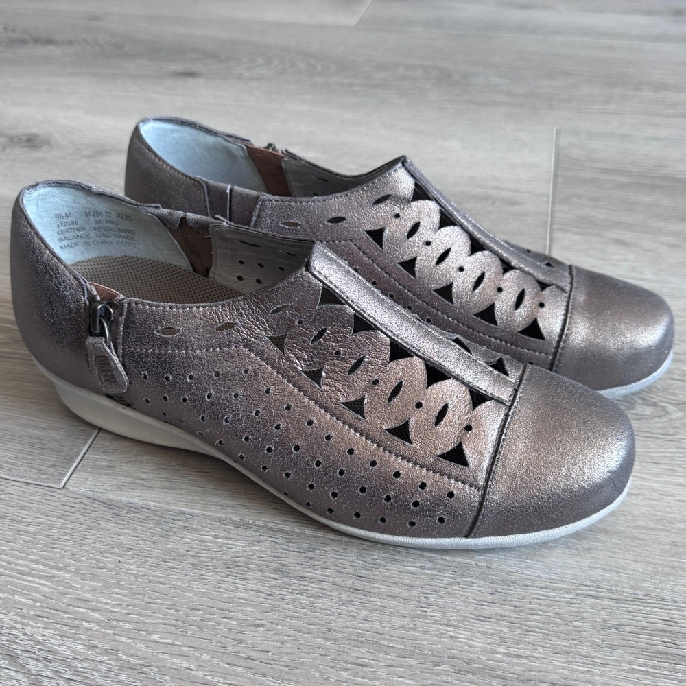 Drew Metro Pewter Metallic Leather Laser Cut Comfort Shoes Womens 9.5 M 14794-7Z